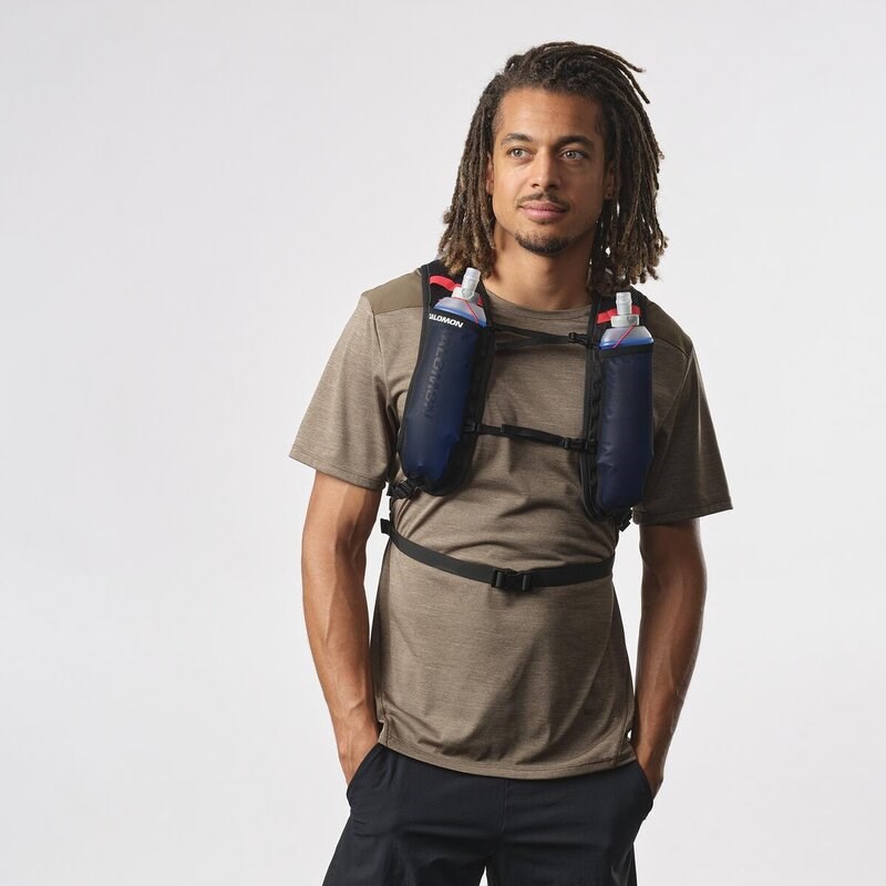 Salomon Rucksack CROSS 8 - SCHWARZ/WEISS/HIGH RISK ROT