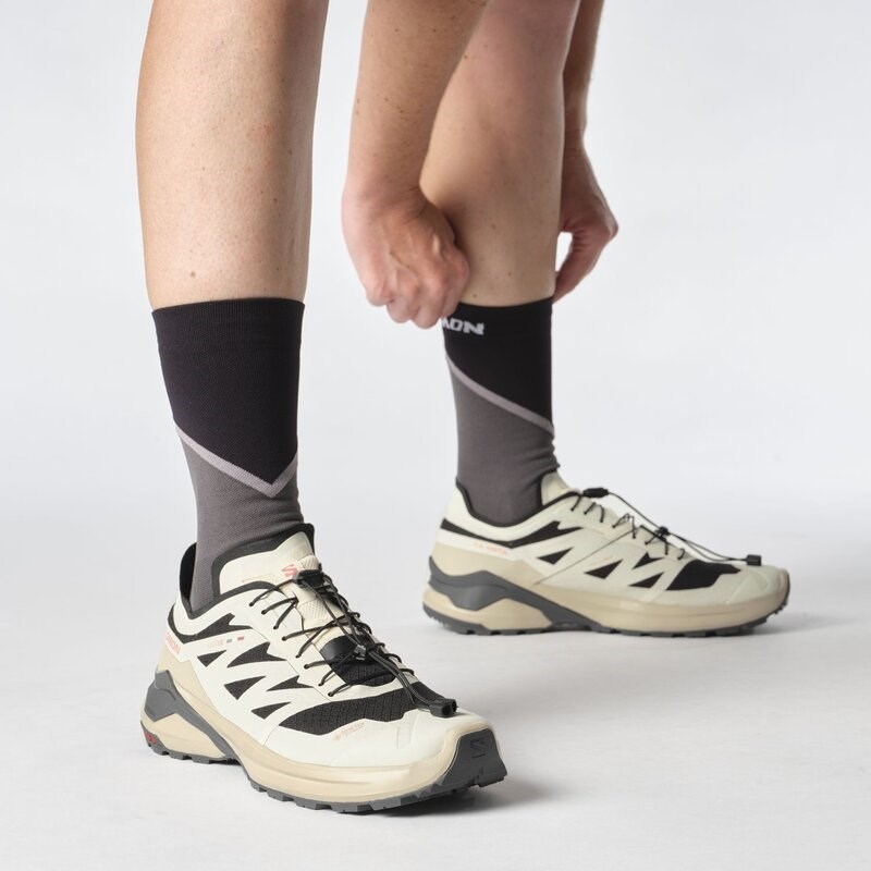 Salomon Damen Trailrunningschuhe SHOES XA META GORE-TEX W MIF - Schwarz/Oxford Tan/Zarter Pfirsich